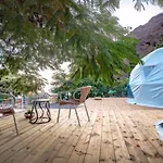 Blue Ocean Camp - פארק נופש